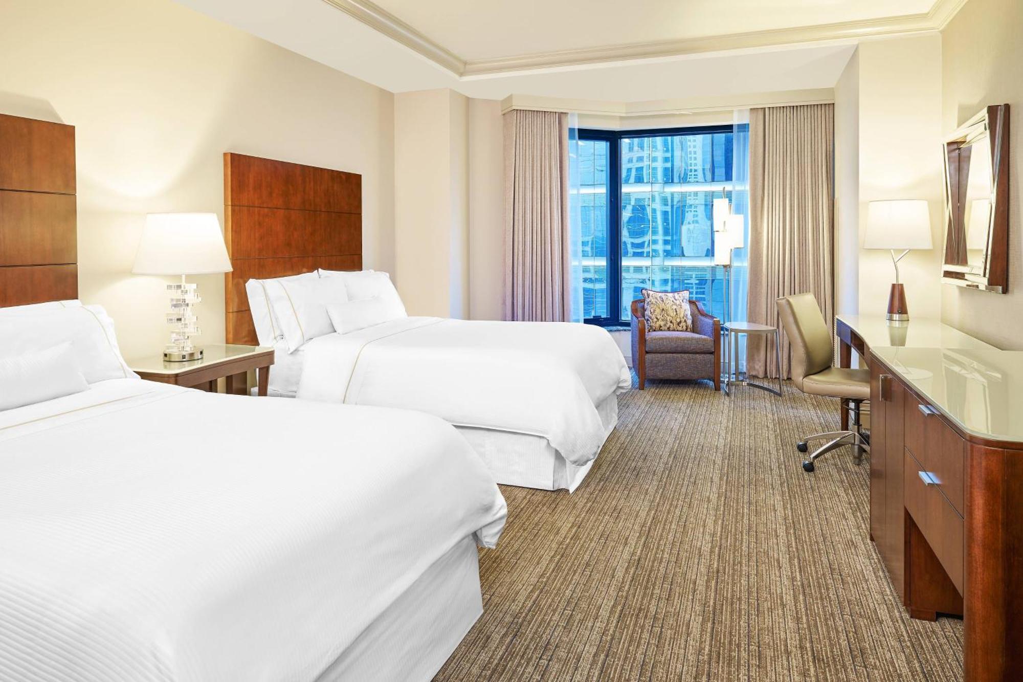 The Westin Chicago River North Экстерьер фото
